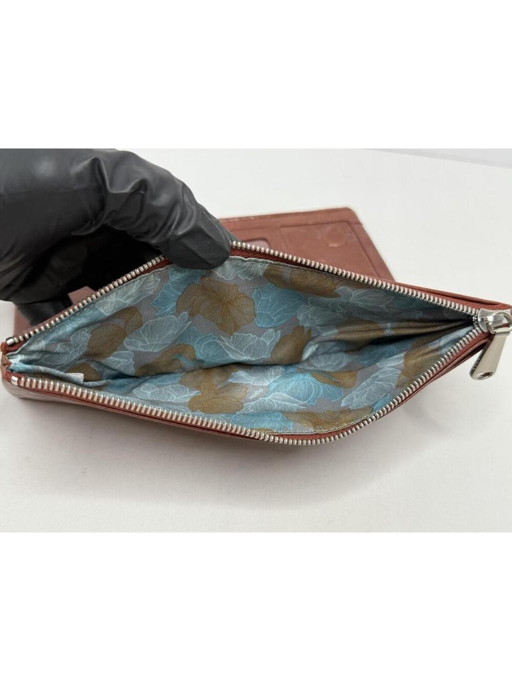 HOBO International TAYLOR Burgundy Leather Magnetic Bi-Fold Clutch Wallet P144 - Picture 8 of 15